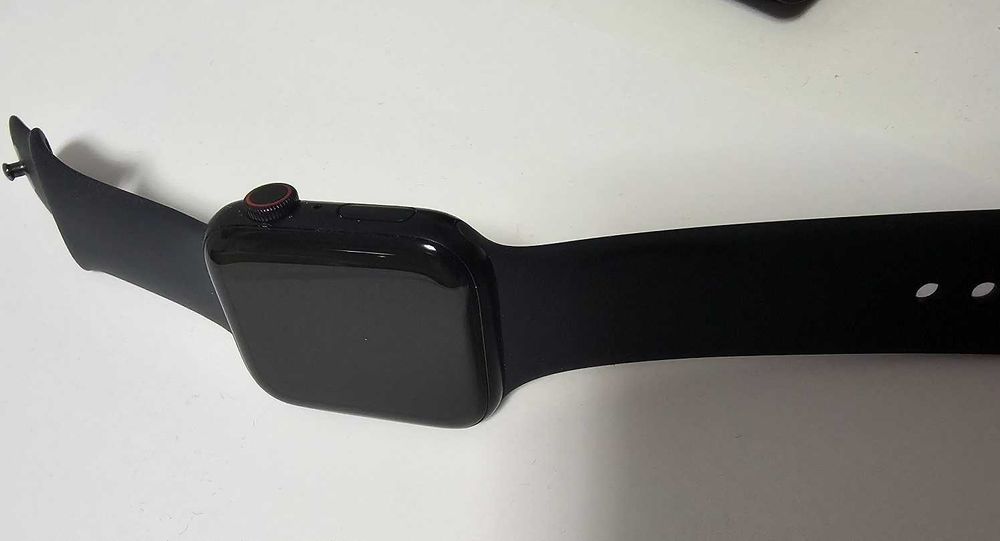 Apple Watch SE 2023 GPS Midnight Aluminium 44mm Midnight SportBand M/L