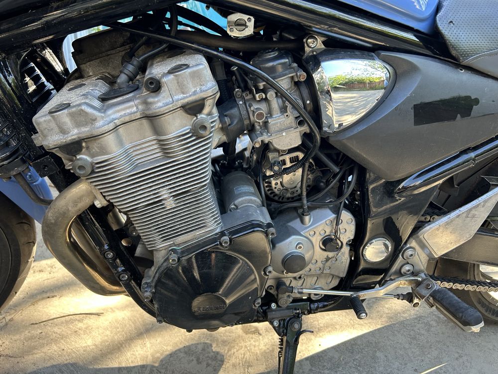 Suzuki GFS600 Bandit