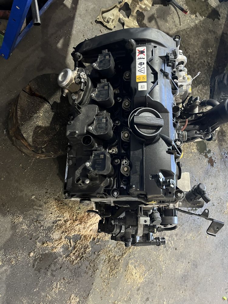 Двигател бмв Б48Б20Б 3.0и 252 коня ( dvigatel bmw B48B20B 3.0i 252 hp