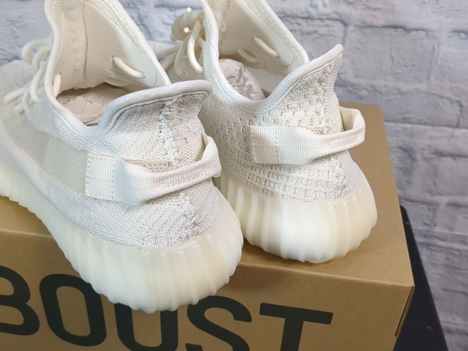 Yeezy Boost Triple White ADIDAS Adidasi - REDUCERE