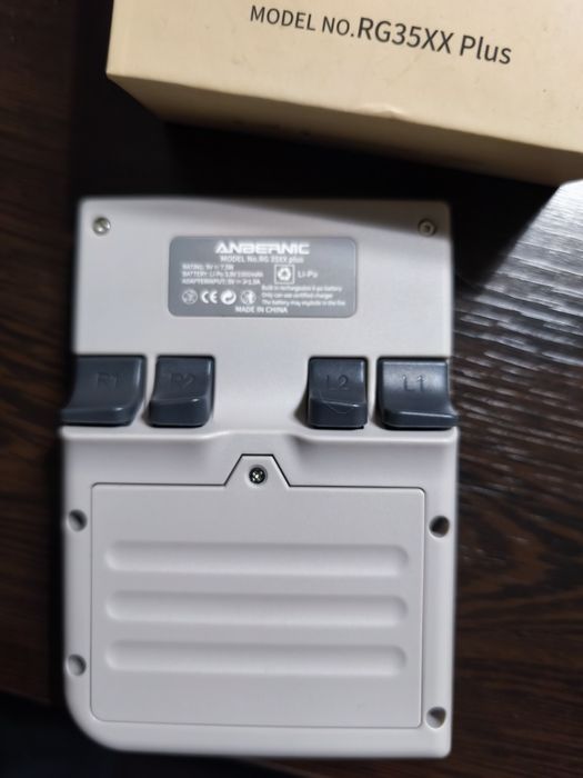 Преносима конзола Anbernic RG35XX Plus