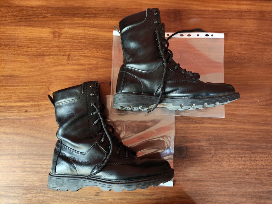Военные черные берцы