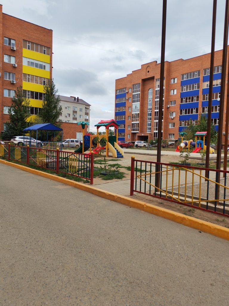 Продам 2 к. кв. Батыс2