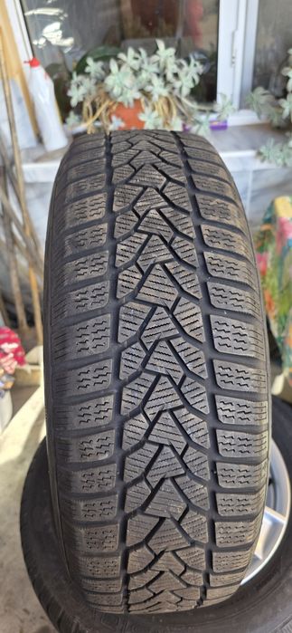 Гуми 2бр 185/65/15 - 1бр  65лв