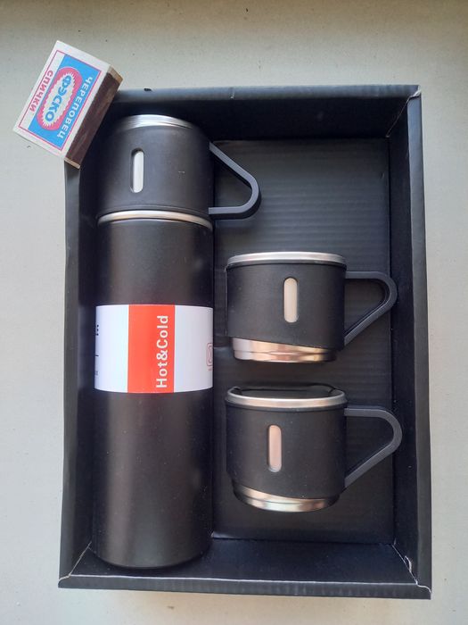 Продаётся термос