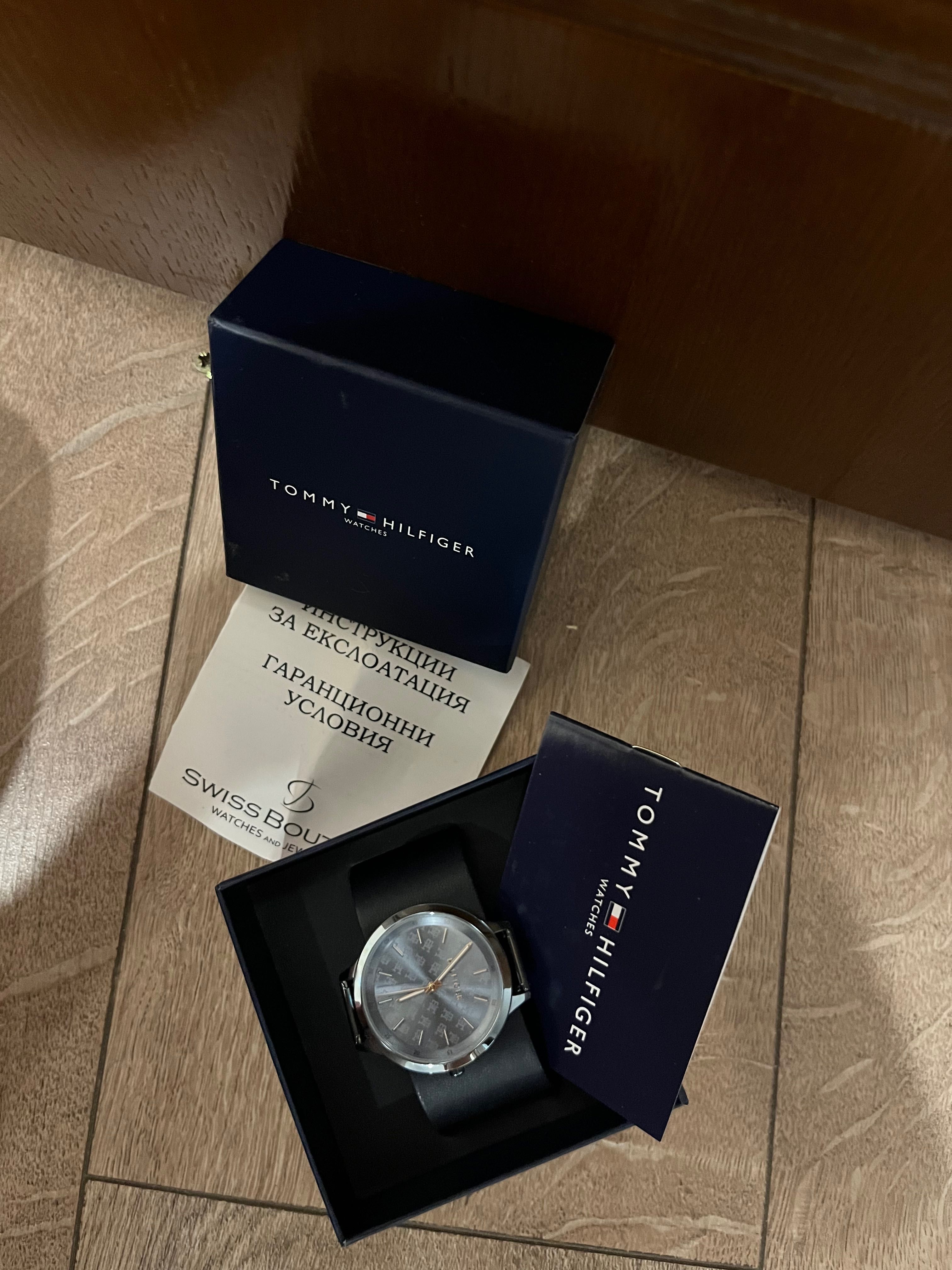 Часовник Tommy Hilfiger