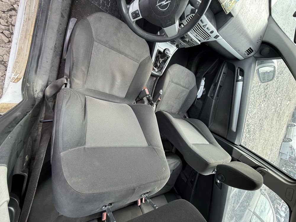 Opel Astra H 1.9CDTI 120кс  на части