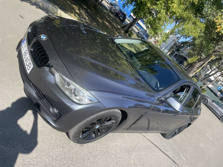 BMW Seria 3 F30 – 2.0i 184 CP – Benzină – Cutie automată – An 2012