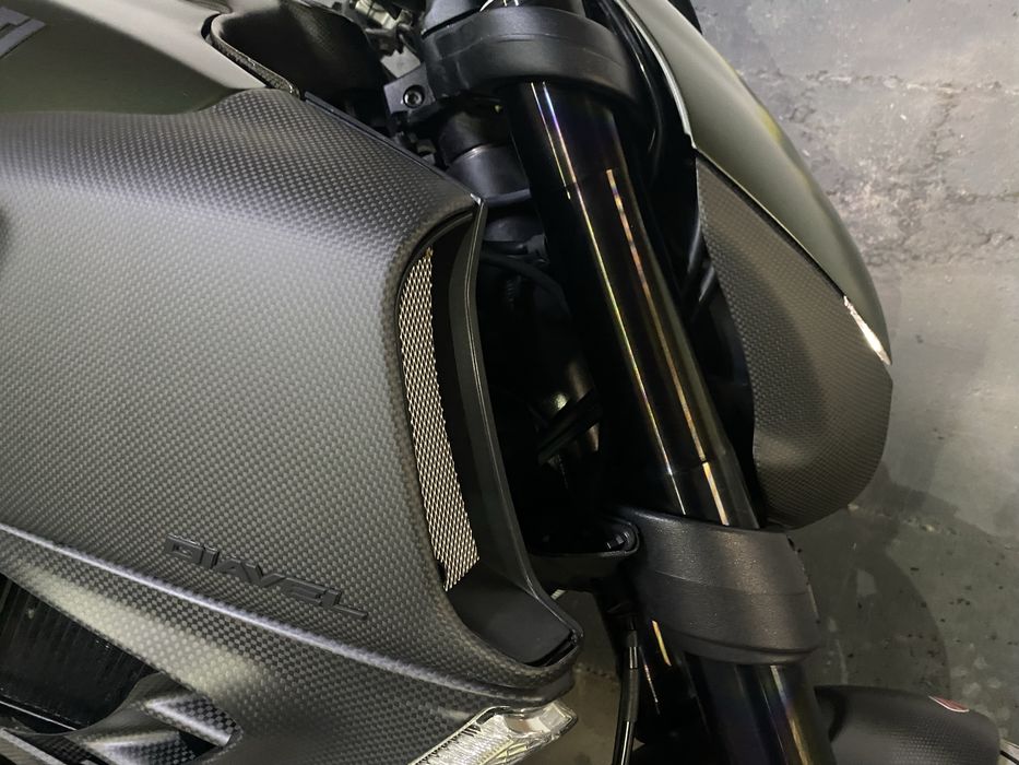 Ducati Diavel 1200 - 2011