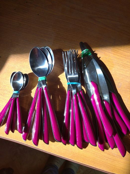 Набор столовых принадлежностей