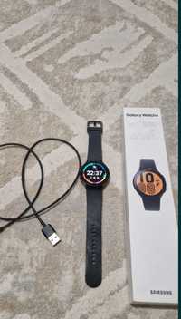 Продам смарт часы  Samsung watch 4-44mm