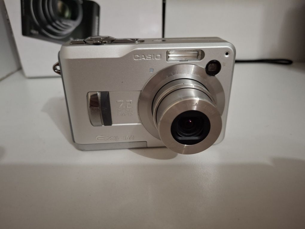 Цифровая камера CASIO EX-Z120