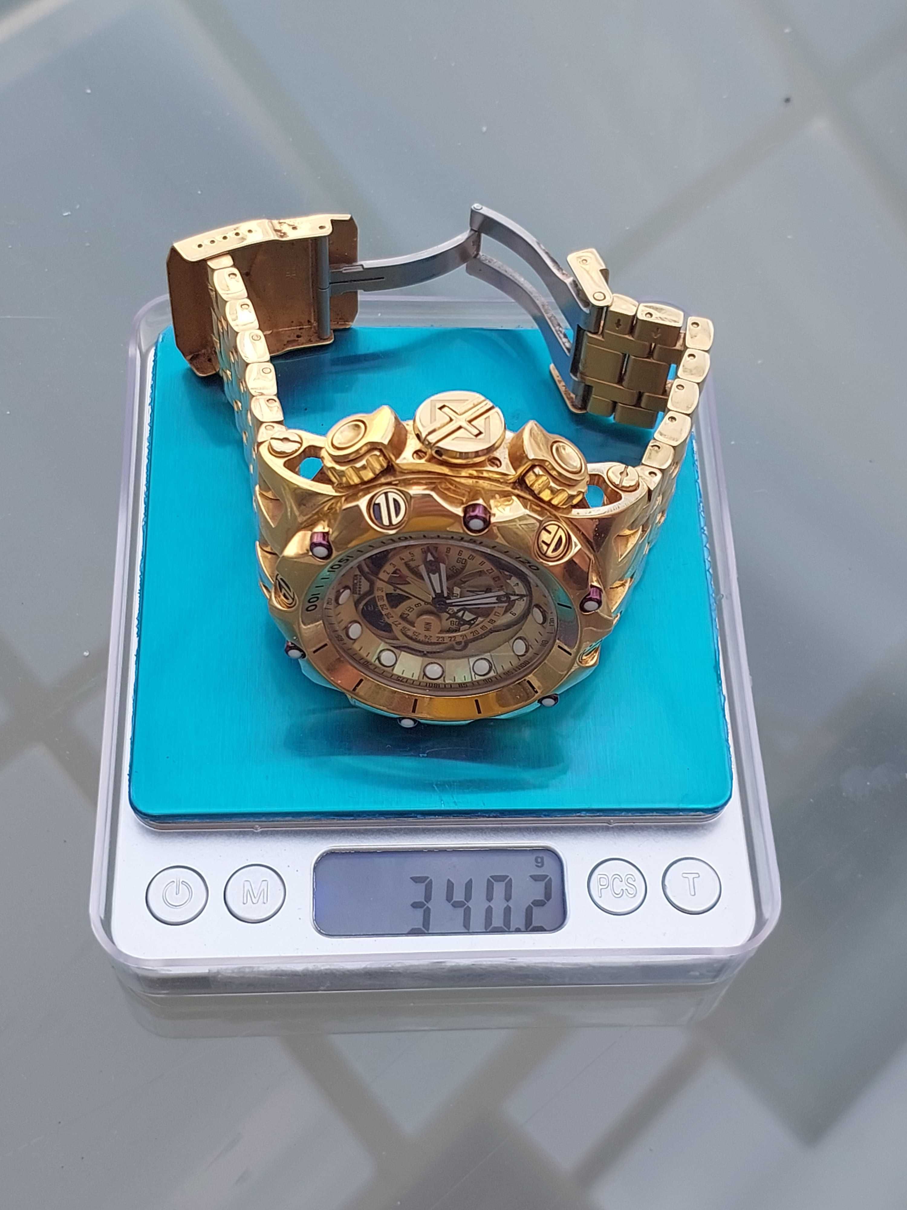 Часовник INVICTA Оригинал! Уникат 18к Нов !!
