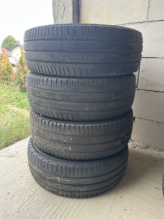 Vand 2 seturi cauciucuri 235/65/r16 C