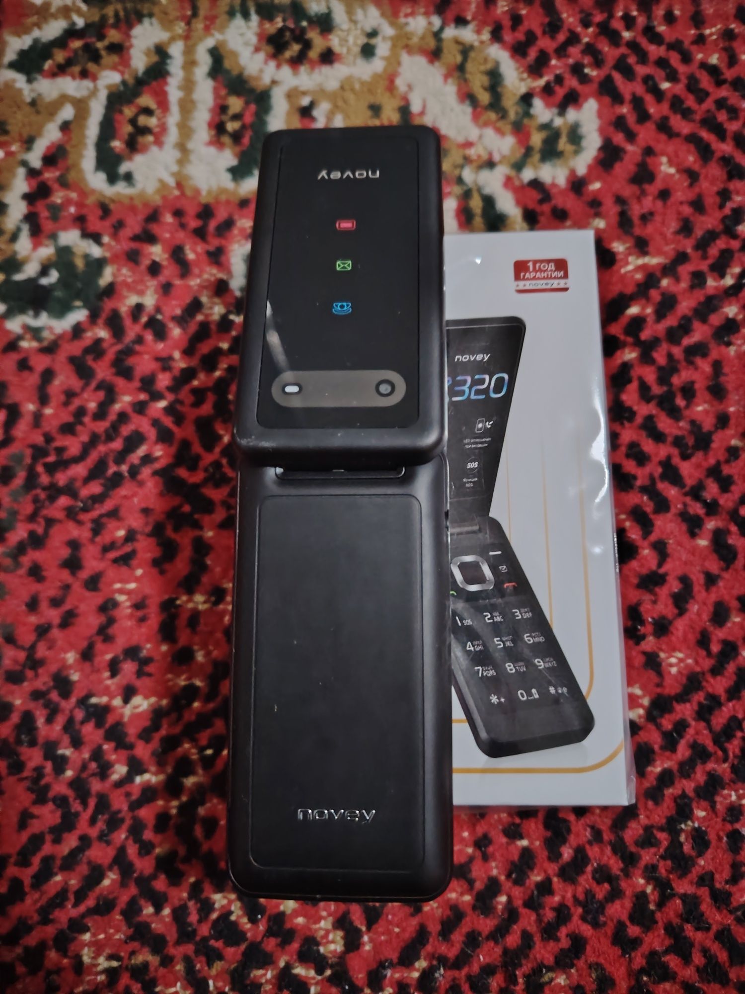 Novey Z320 srochna sotiladi