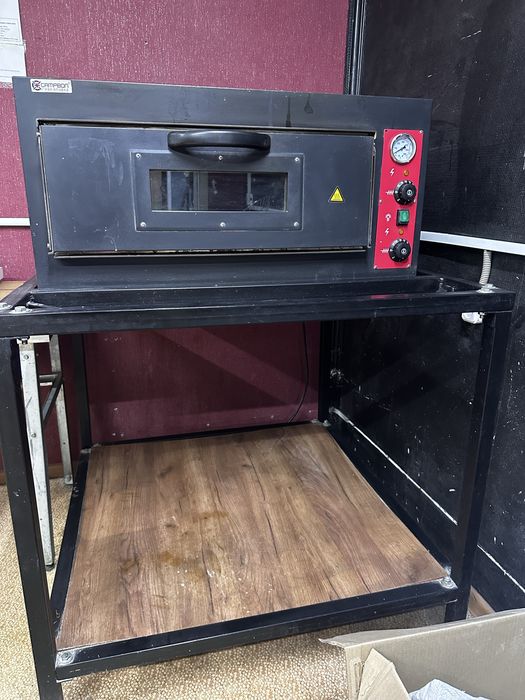 Продается печь с полкой