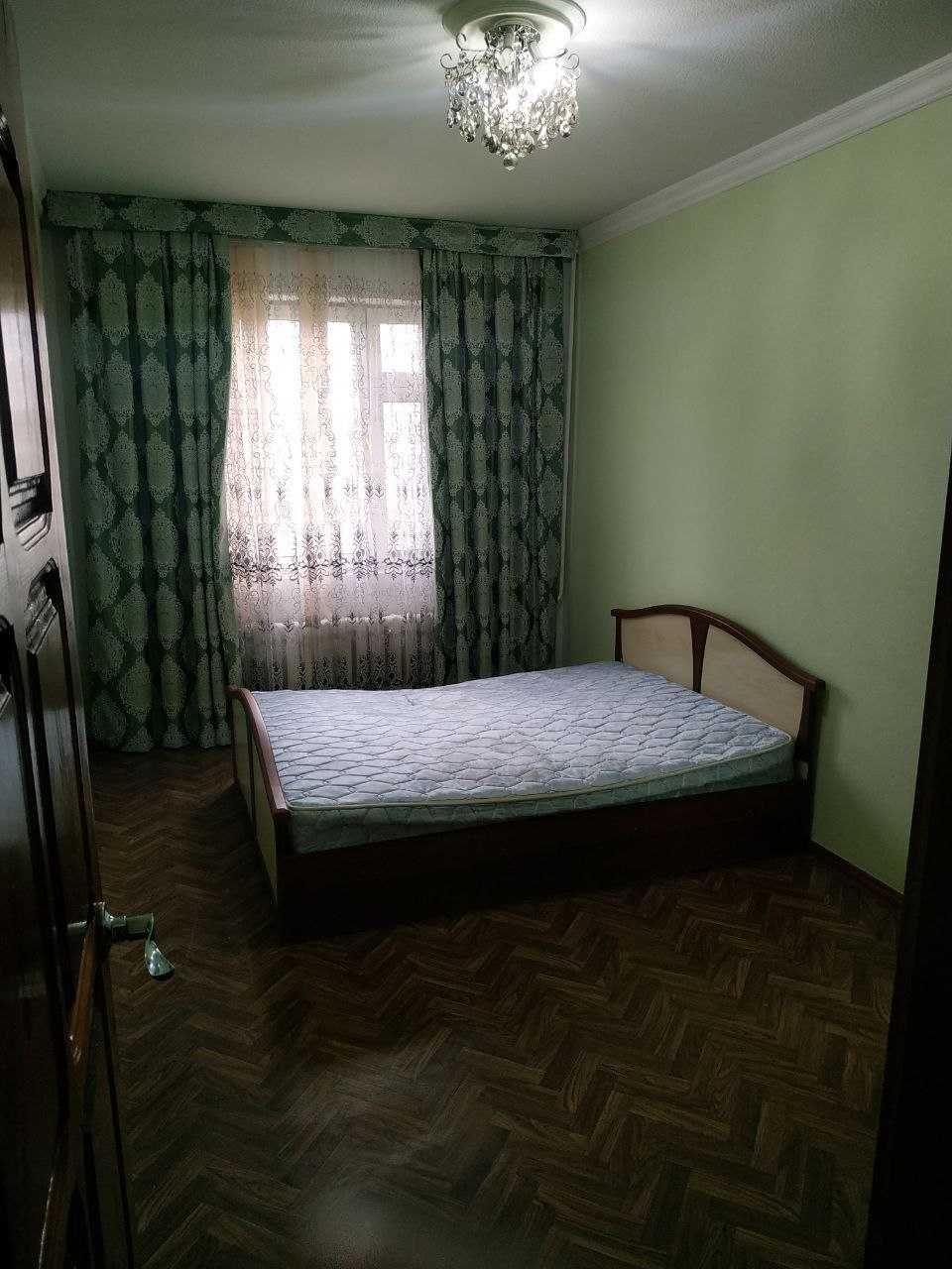 2 комн квартира. ул.Бабура