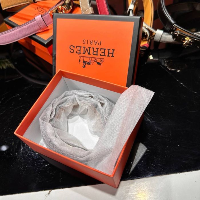 Колан от естествена кожа с кутия *Her*mes*