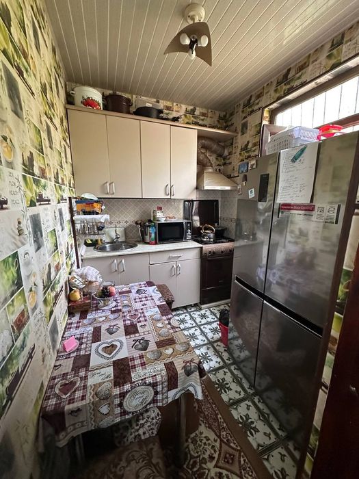 Феруза массив,шукрона .3/3/4.450$ га  оилага берилади.