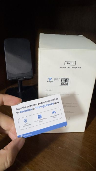 Беспроводная скоростная зарядка INIU