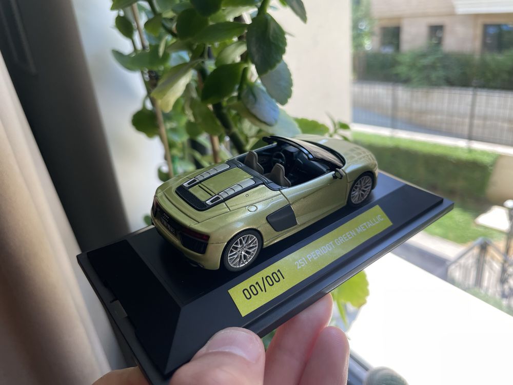 1:43 Audi R8 V10 Spyder - Herpa колекционерски модел 01/01