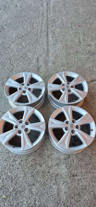 Set jante aliaj noi originale Toyota R17; 6,5J×17,ET 45
