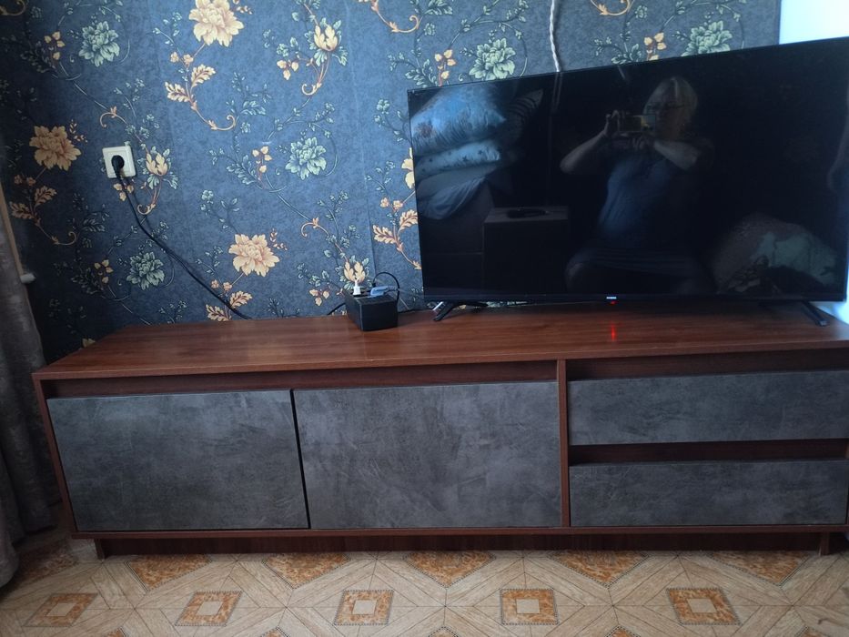 Тумба под телевизор