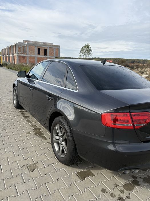 Audi A4 B8 – 2.0 TDI, 143 CP – 200