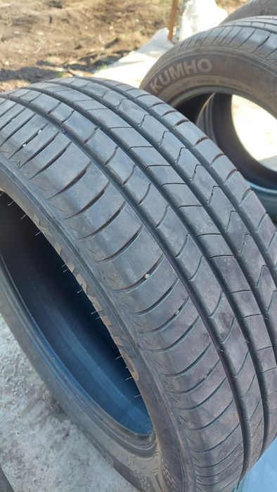 Cauciucuri de vară Khumo Ecsta 215 55 r18