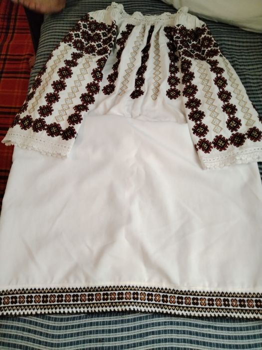 Cămașă tradițională