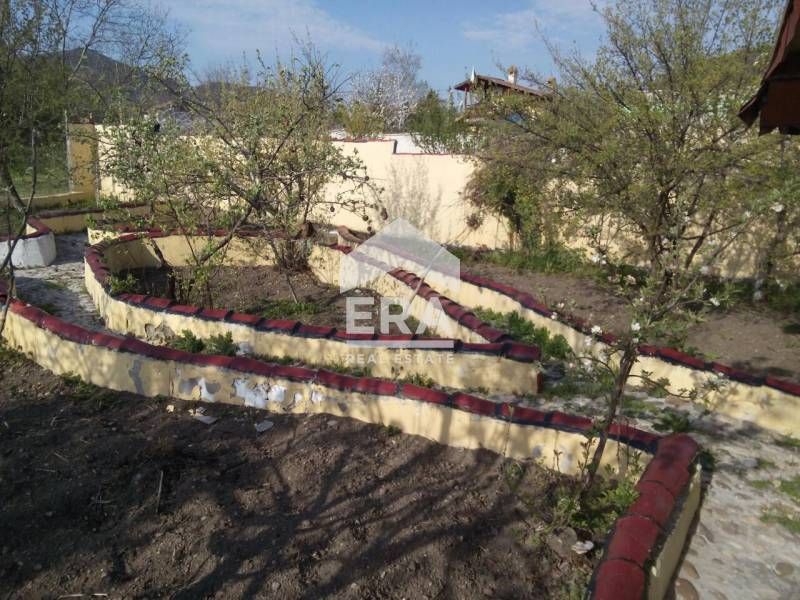 Триетажна къща в село Минерални бани -Хасково