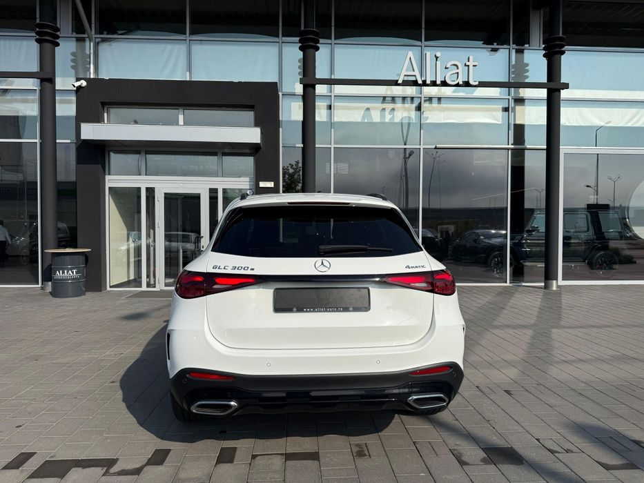 Mercedes Benz GLC 300E 4 Matic