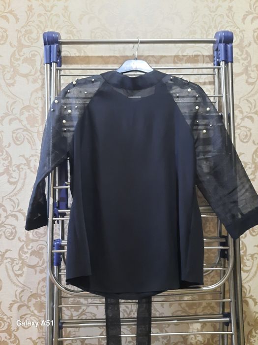 Чёрное кофта нарядная  на выход размер 38