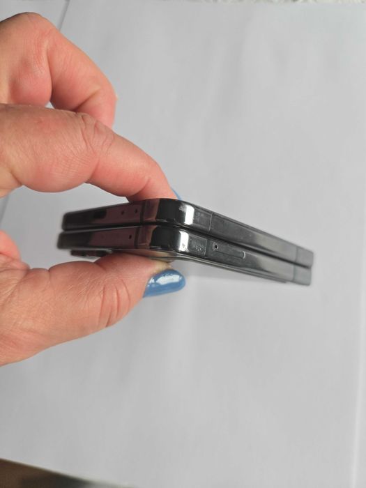 Samsung Z Flip 5, 256 GB, 8 GB RAM, 5G