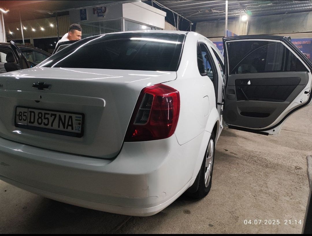 Chevrolet lacetti
