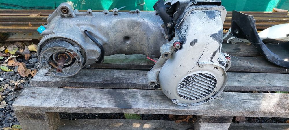 Motor scuter Yamaha MBK