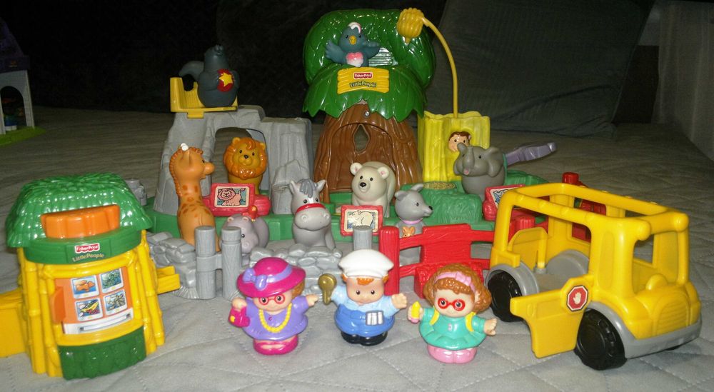 Fisher Price Little people