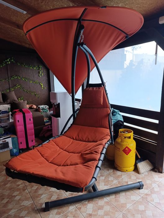 Leagăn șezlong tip scoica