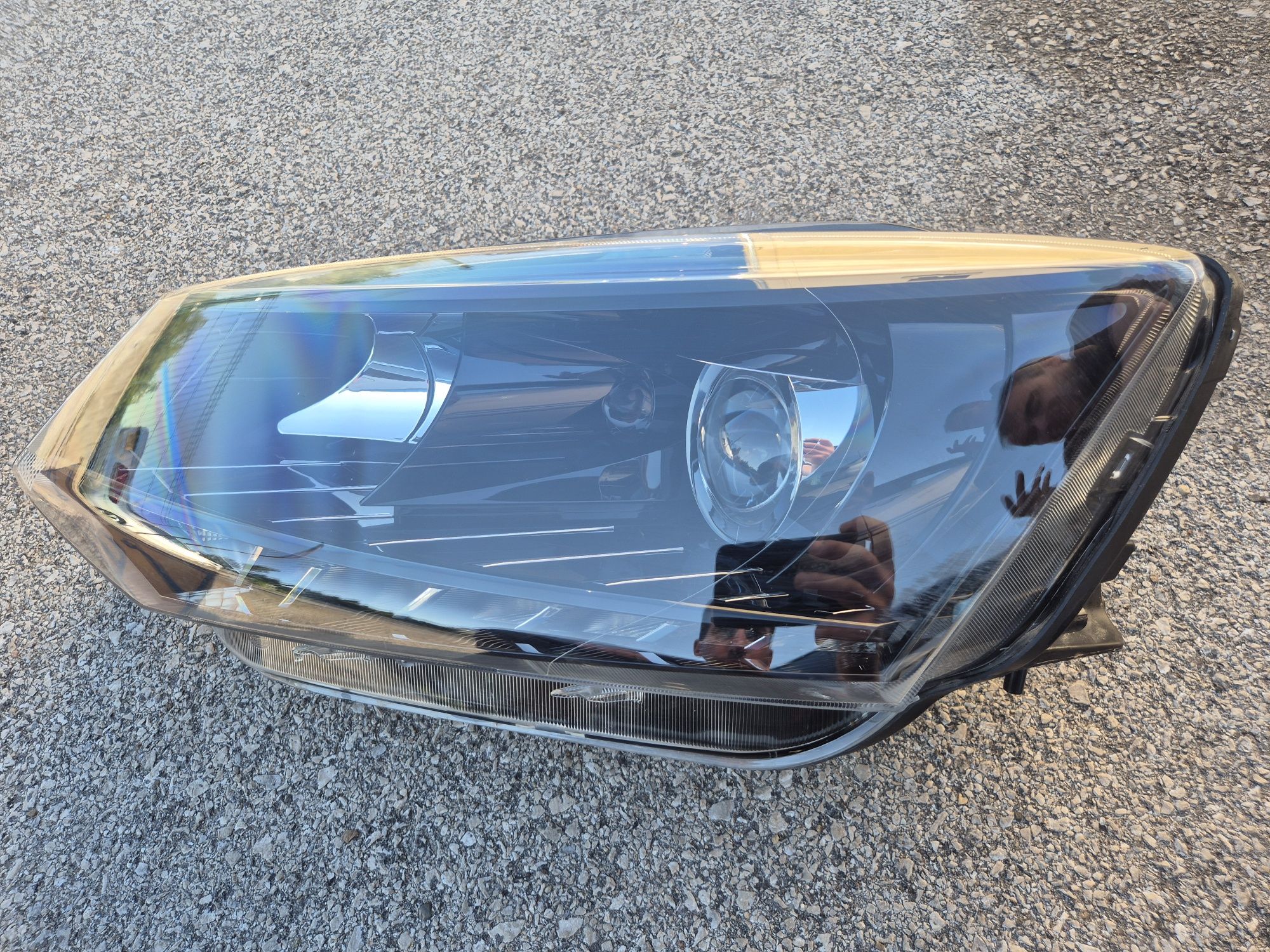 Ляв фар Шкода Фабия 3 фар Skoda Fabia