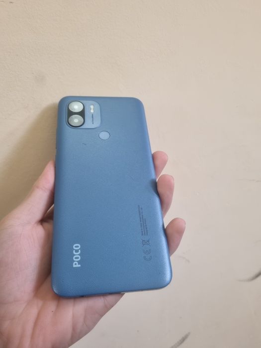 Poco c 50 aybi umuman  yoq holati yaxshi holatda karobkasi yoq