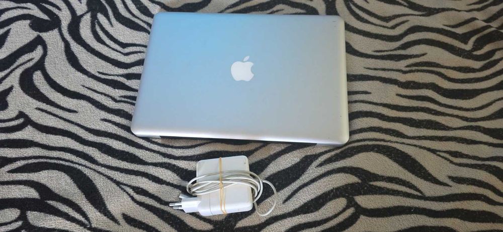 MacBook Pro 13.3'' 4GB RAM 128GB SSD Intel Core i5-БАТЕРИЯ -4 ЧАСА!
