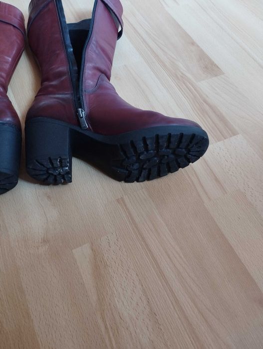 Cizme grena mărime  40