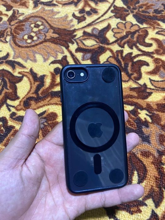 Iphone 8 aybi yoq