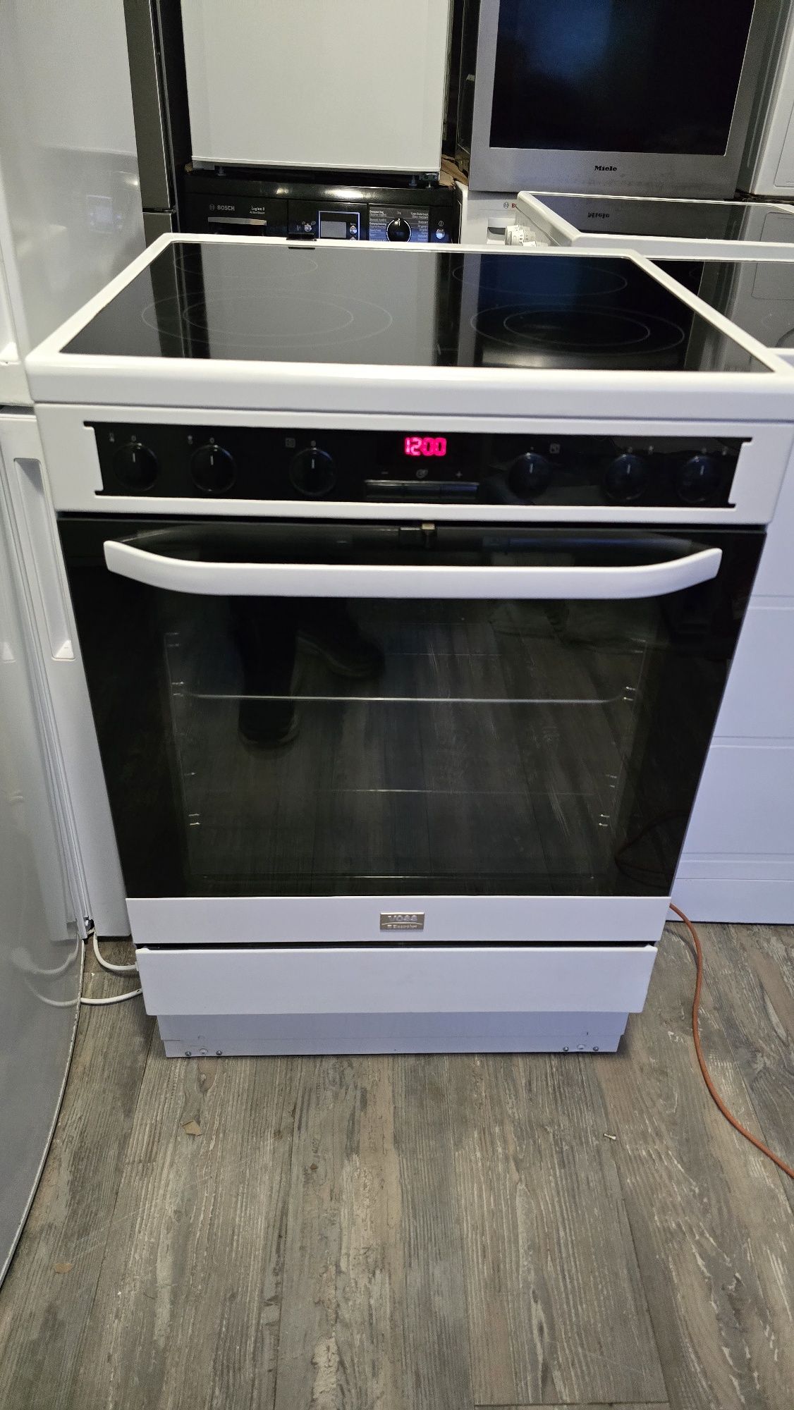 Печка Voss Electrolux black edition