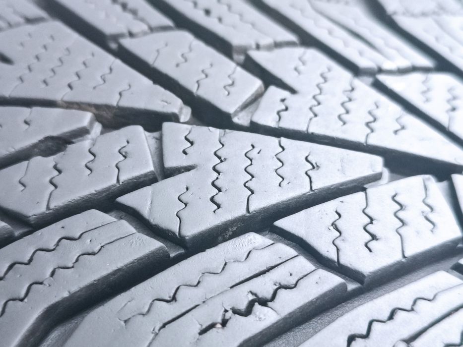 205/60/16 Kumho . дот 3022