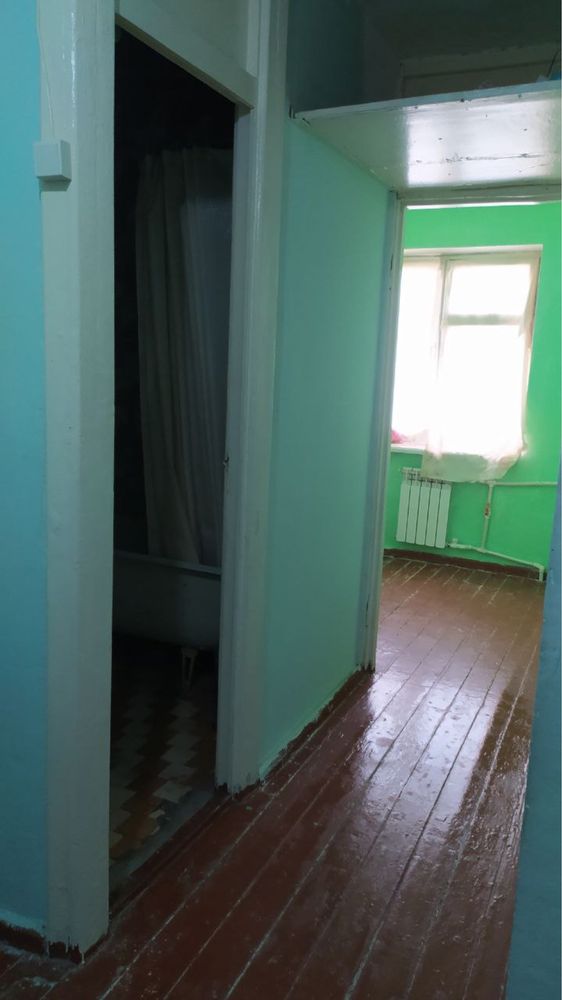 1 xonali kvartira sotiladi chirchiqda
