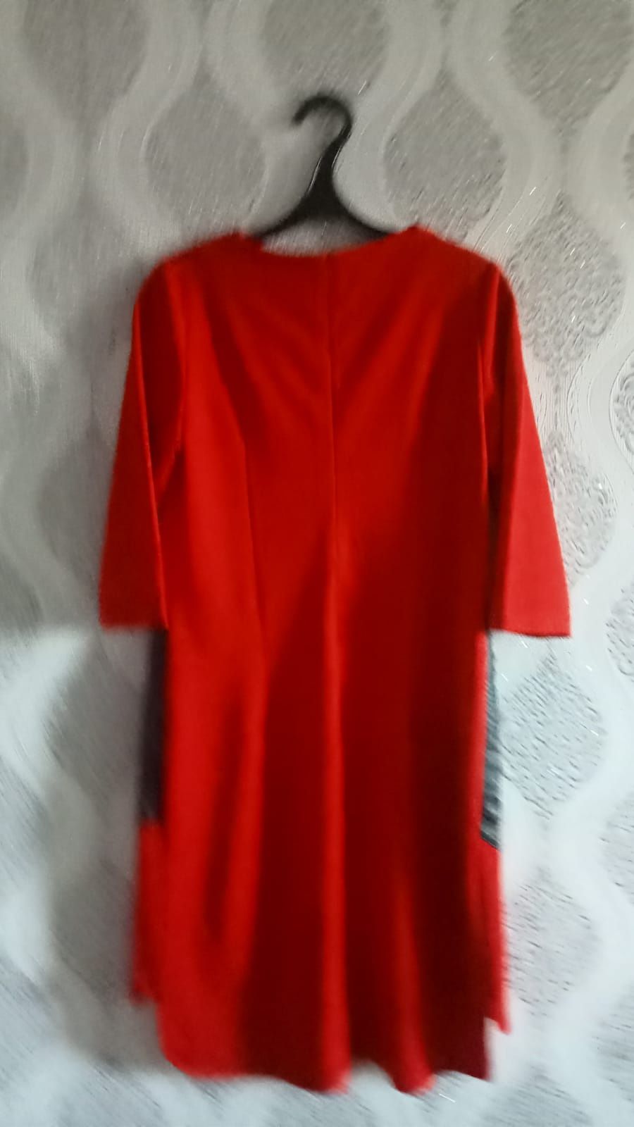 Платье красное за 3000