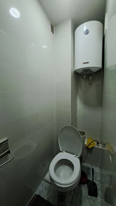 Чирчик шахар 
Навои атлант тепасида  
#1-хона 1-этаж 
Квартира ижар