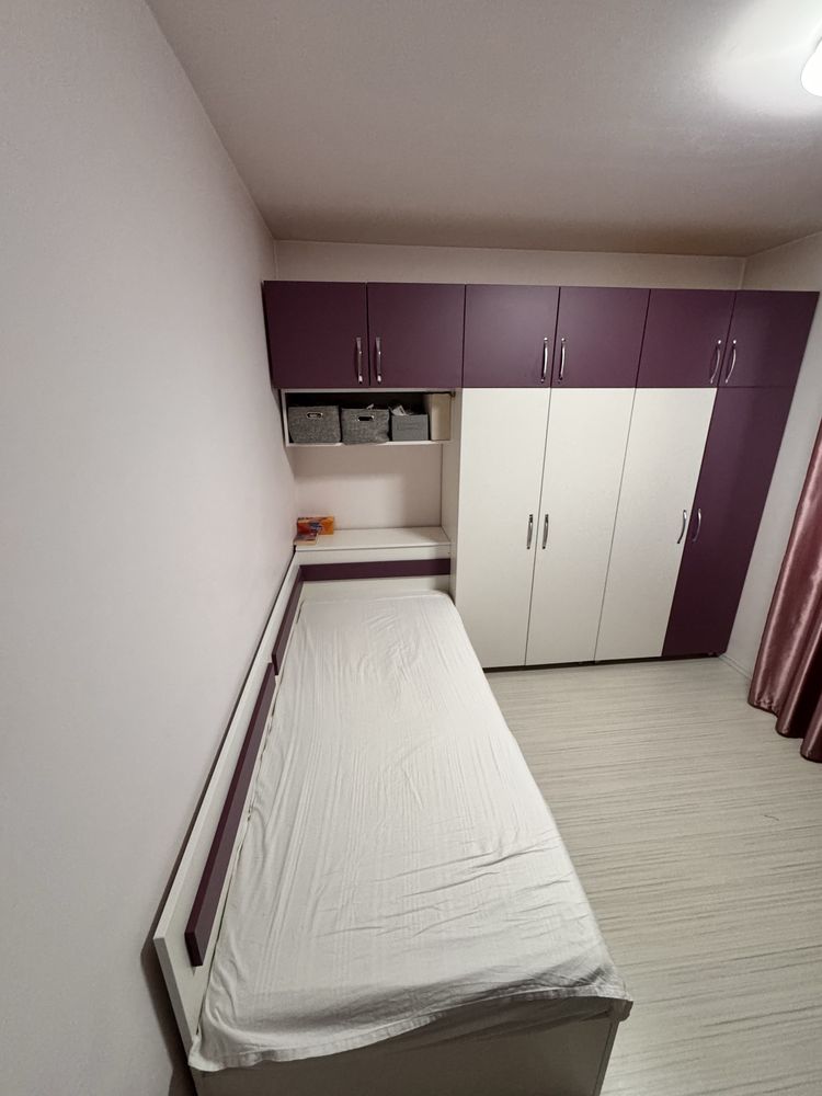 Se vinde mobila tineret