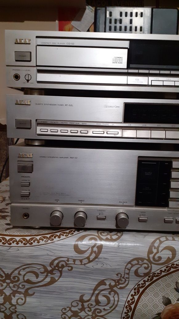 Linie Akai 52 de colectie sony teac revox pioneer